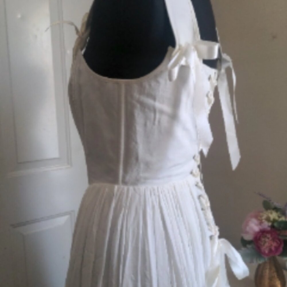 Medieval Style Floor Length Wedding Dress Custom made - Picture 11 of 12